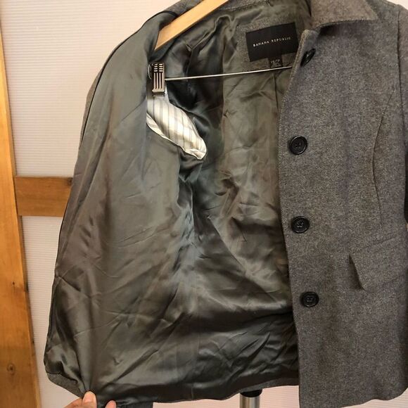 BANANA REPUBLIC Wool Blend Grey Winter Pea Coat Sz XS - Picture 5 of 6